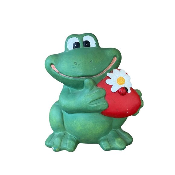 Green Frog Figurine Holding Red Heart With Daisy & Ladybug on Red Heart - Picture 3 of 7